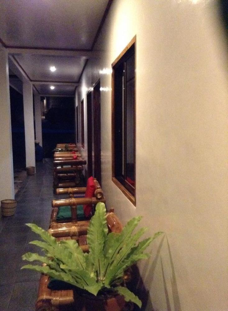 Neptune Diving Resort Santander Ngoại thất bức ảnh